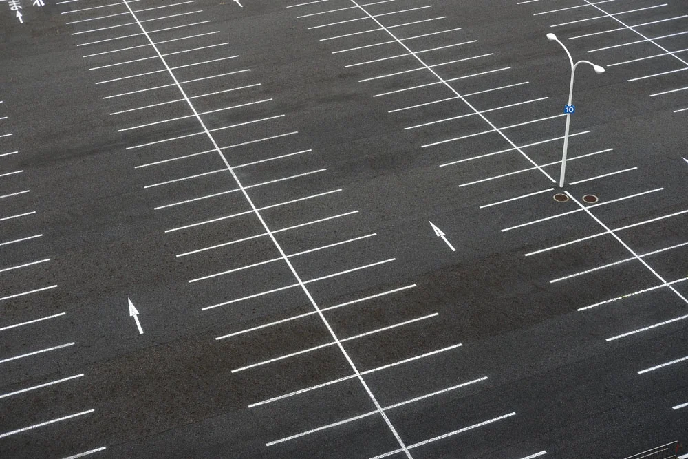 paved surface parkinglot